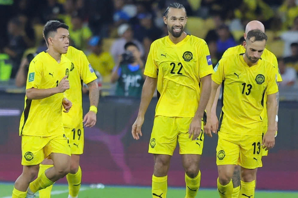 FIFA đang điều tra Tổng thư ký FAM, Datuk Noor Azman Rahman trong vụ làm giả giấy tờ nhập tịch của Malaysia