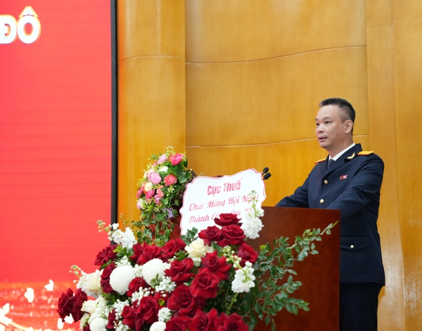 Trưởng Thuế TP. H&agrave; Nội Vũ Mạnh Cường ph&aacute;t biểu tại hội nghị. Ảnh: Thuế TP. H&agrave; Nội