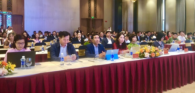 Đại biểu l&atilde;nh đạo, quan kh&aacute;ch dự Đại hội. Ảnh: Viết Hiền