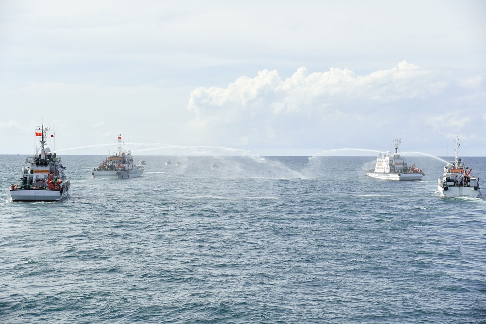 Bộ Tư lệnh V&ugrave;ng Cảnh s&aacute;t biển 4 diễn tập xử l&yacute; c&aacute;c t&igrave;nh huống tr&ecirc;n biển