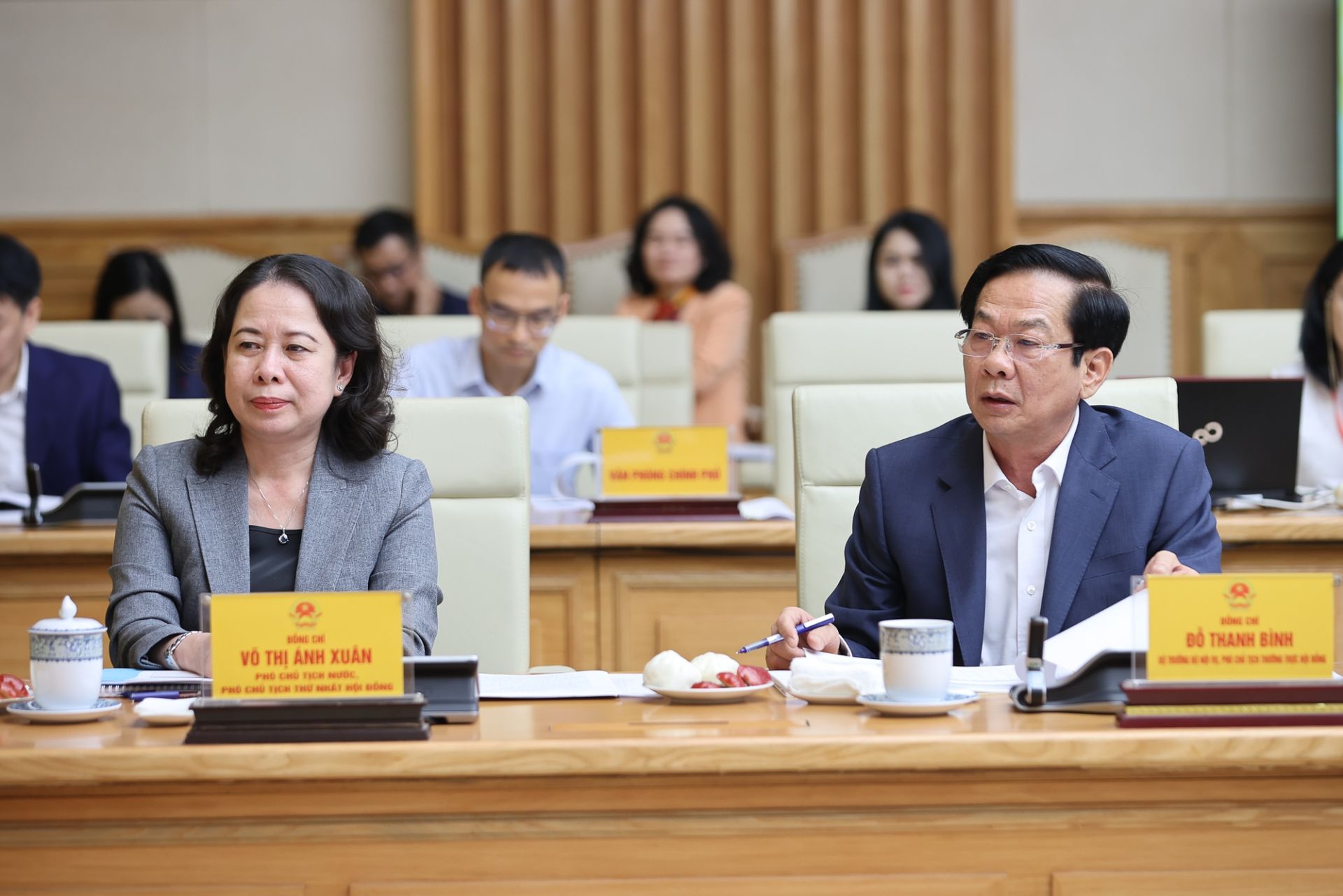 C&aacute;c đại biểu tham dự Phi&ecirc;n họp.