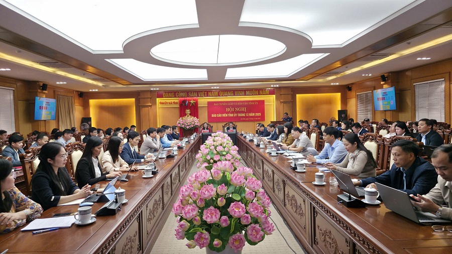 Bộ Tư lệnh Vùng Cảnh sát biển 1 tuyên truyền về biển, đảo