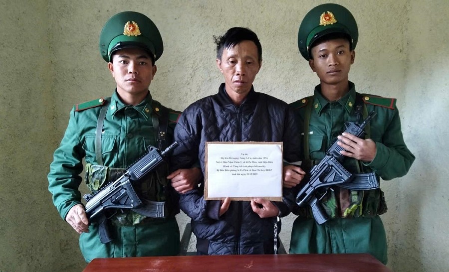 Điện Biên: Bộ đội Biên phòng bắt quả tang đối tượng tàng trữ trái phép chất ma túy tại khu vực biên giới