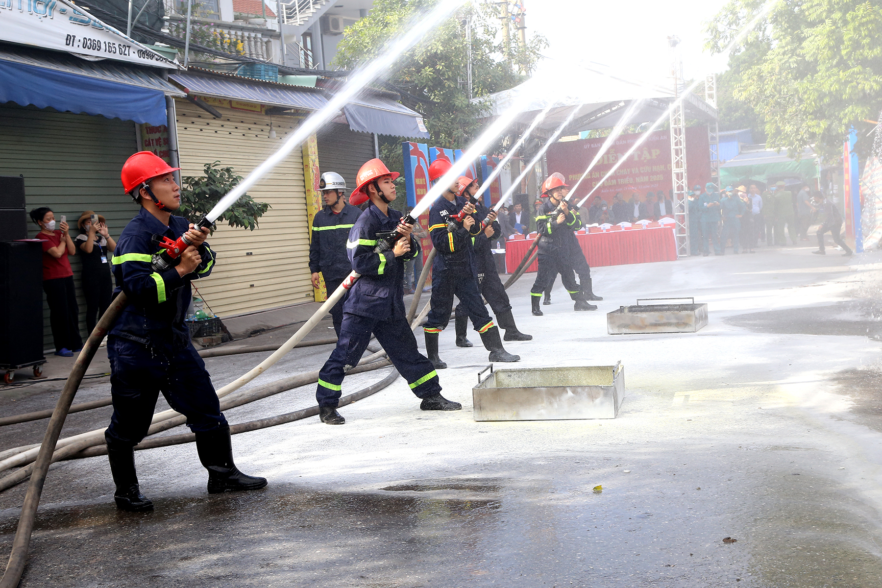 Một số h&igrave;nh ảnh tại cuộc Diễn tập.