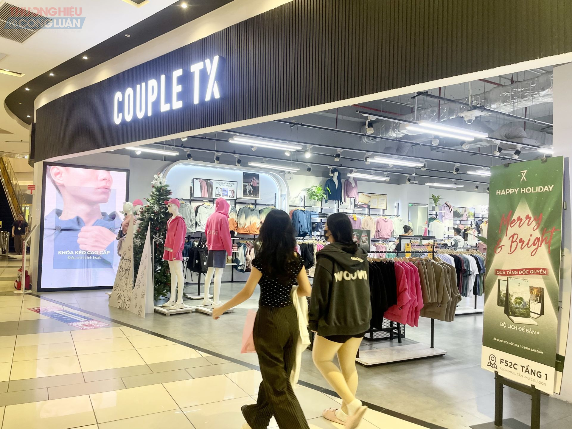 Nhiều thương hiệu thời trang triển khai sale lớn dịp Noel