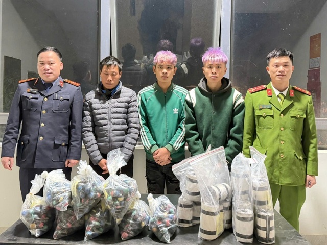 Nghệ An: Phát hiện, bắt giữ nhóm đối tượng sản xuất, mua bán pháo nổ trái phép