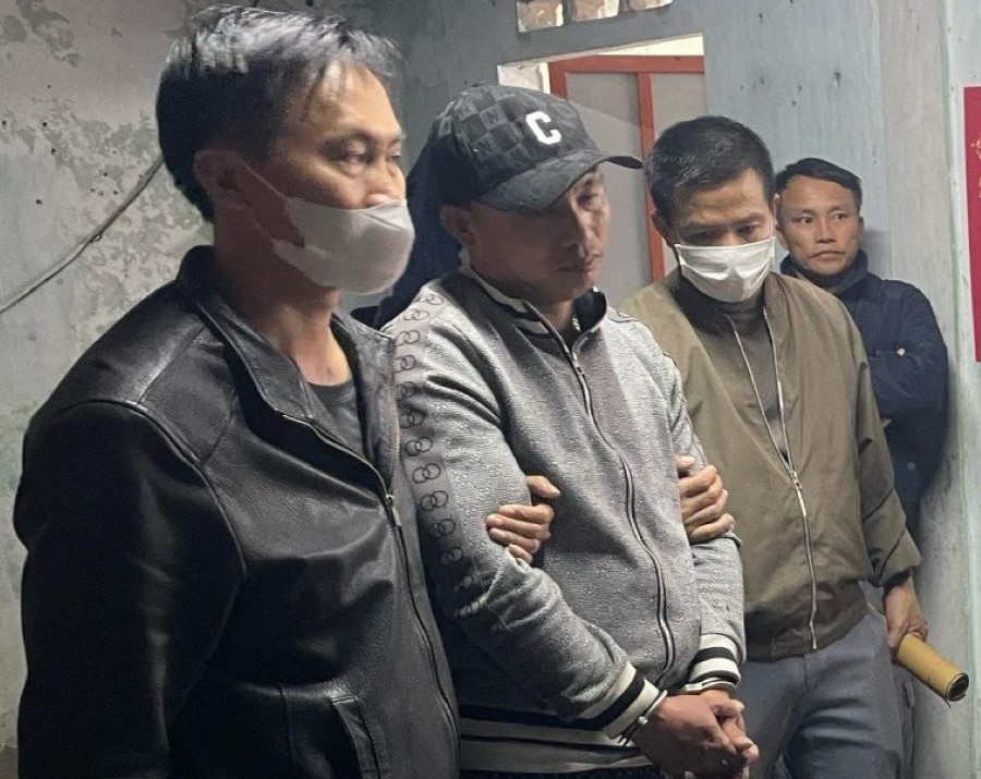 Phan Đ&igrave;nh Thanh bị bắt giữ.