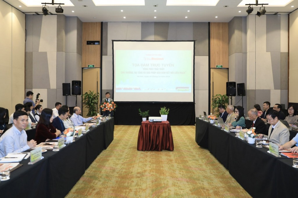 To&agrave;n cảnh buổi Tọa đ&agrave;m