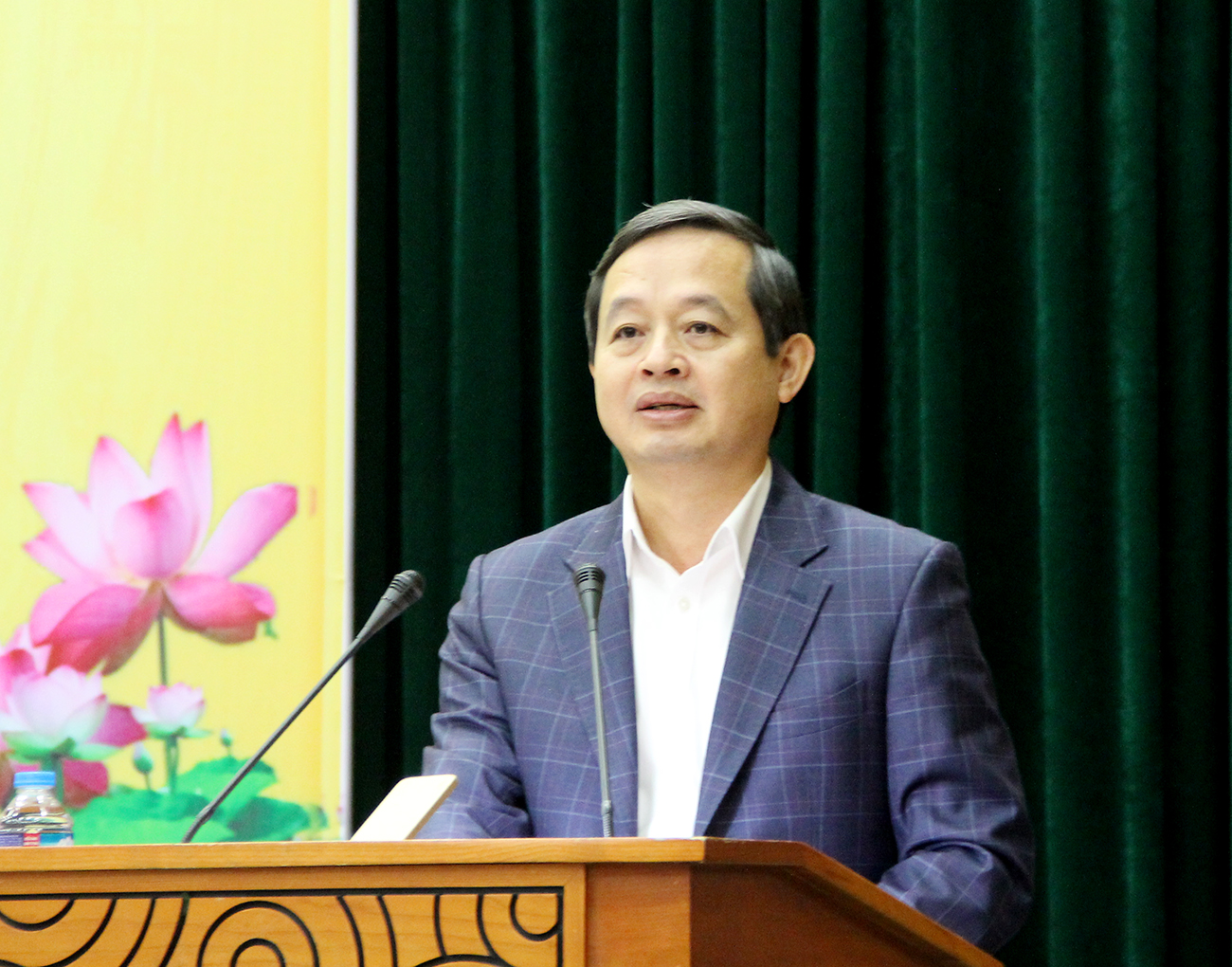 Đồng ch&iacute; Phạm Ho&agrave;ng Sơn, Ph&oacute; B&iacute; thư Tỉnh ủy, B&iacute; thư Đảng ủy, Chủ tịch UBND tỉnh ph&aacute;t biểu kết luận hội nghị.