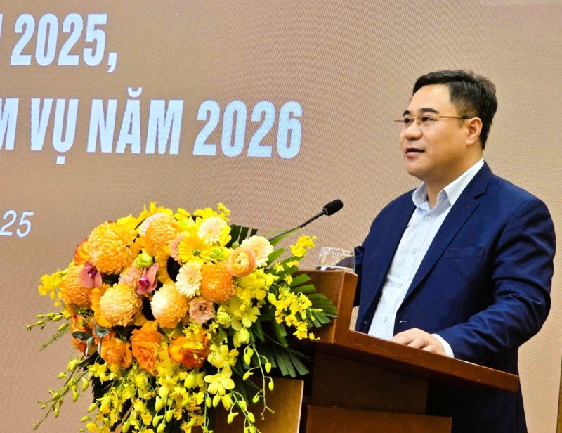 &Ocirc;ng Ho&agrave;ng Hải V&acirc;n - Ph&oacute; B&iacute; thư Đảng ủy Bộ X&acirc;y dựng đề nghị VICEM n&acirc;ng cao ph&acirc;n t&iacute;ch đ&aacute;nh gi&aacute; thị trường, để phục vụ c&ocirc;ng t&aacute;c chỉ đạo, điều h&agrave;nh