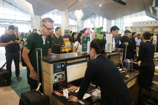 Theo quy hoạch, c&ocirc;ng suất sẽ được n&acirc;ng l&ecirc;n 8 triệu h&agrave;nh kh&aacute;ch/năm v&agrave;o năm 2030 v&agrave; đạt khoảng 14 triệu h&agrave;nh kh&aacute;ch/năm v&agrave;o năm 2050, mở ra dư địa ph&aacute;t triển lớn cho tỉnh Nghệ An v&agrave; to&agrave;n v&ugrave;ng Bắc Trung Bộ.