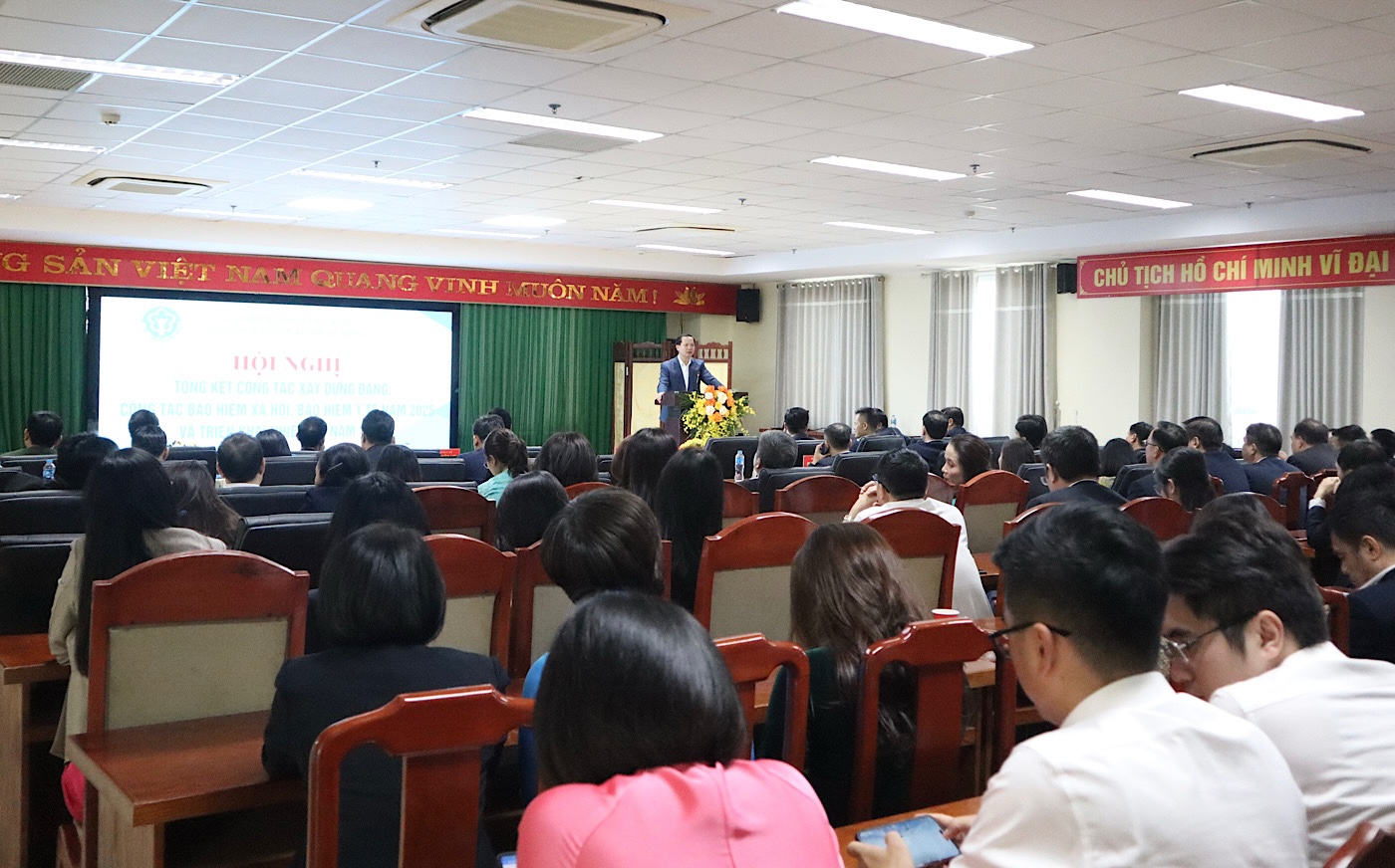 Quang cảnh hội nghị