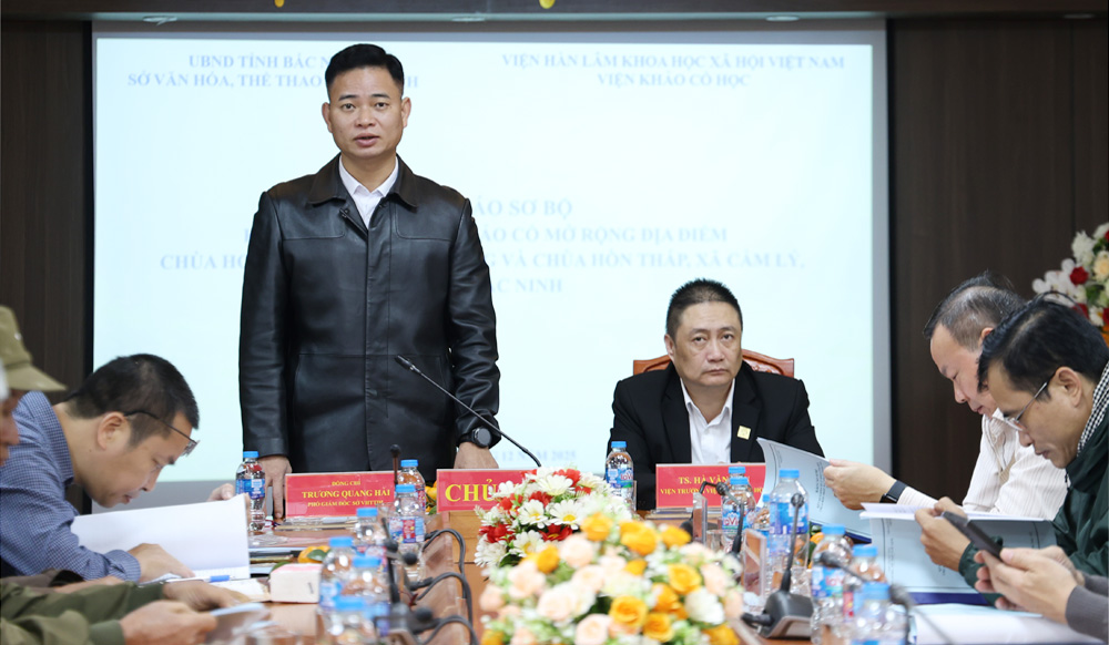 Đồng ch&iacute; Trương Quang Hải, Ph&oacute; Gi&aacute;m đốc Sở Văn h&oacute;a, Thể thao v&agrave; Du lịch tỉnh Bắc Ninh ph&aacute;t biểu tại hội nghị.