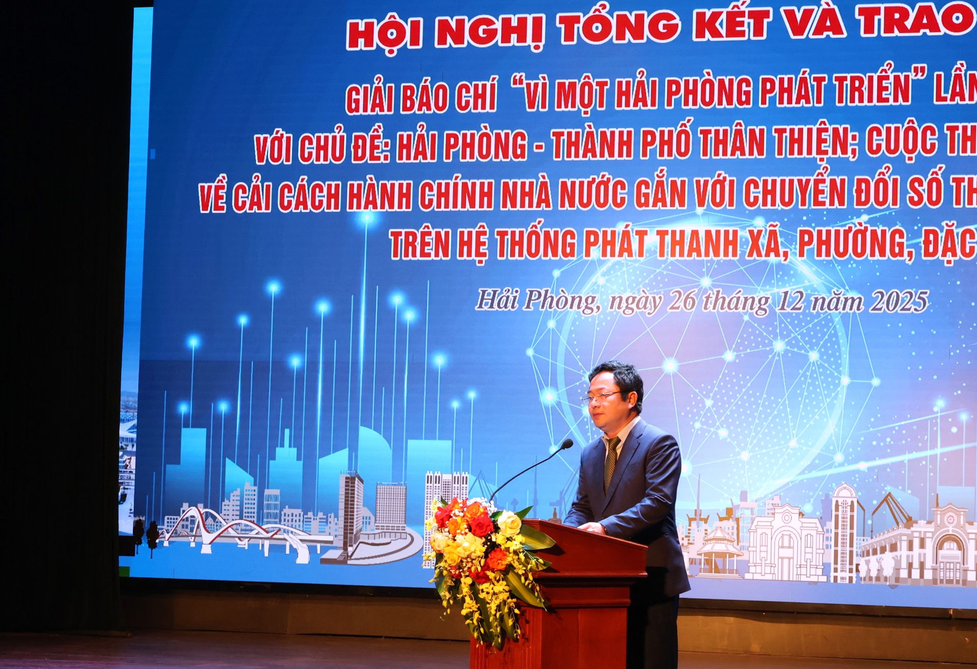 &Ocirc;ng Nguyễn Th&agrave;nh Trung, Gi&aacute;m đốc Sở Văn h&oacute;a, Thể thao v&agrave; Du lịch ph&aacute;t biểu tại Hội nghị.