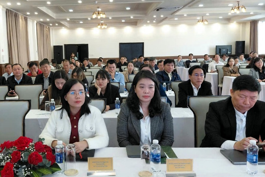 L&atilde;nh đạo c&aacute;c Viện, Sở Y tế khu vực ph&iacute;a Nam tham dự Hội nghị