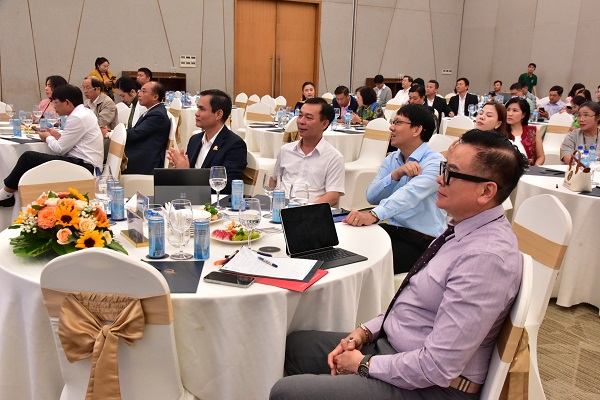 L&atilde;nh đạo Tỉnh đến dự