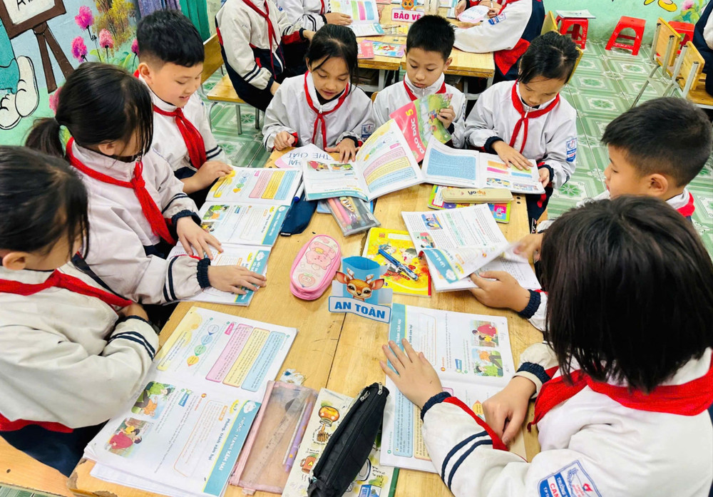 “Kết nối tri thức với cuộc sống” là bộ sách giáo khoa sử dụng thống nhất toàn quốc