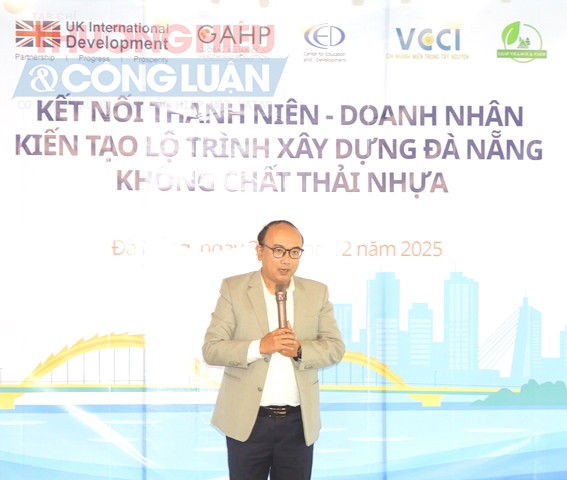 &Ocirc;ng Hồ Anh Tu&acirc;n, Ph&oacute; GĐ Li&ecirc;n đo&agrave;n Thương mại v&agrave; C&ocirc;ng nghiệp Việt Nam chi nh&aacute;nh miền Trung &ndash; T&acirc;y Nguy&ecirc;n (VCCI Miền Trung &ndash; T&acirc;y Nguy&ecirc;n).