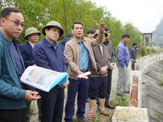 Quảng Trị kiểm tra hiện trường, tháo gỡ vướng mắc các dự án chống sạt lở cấp bách
