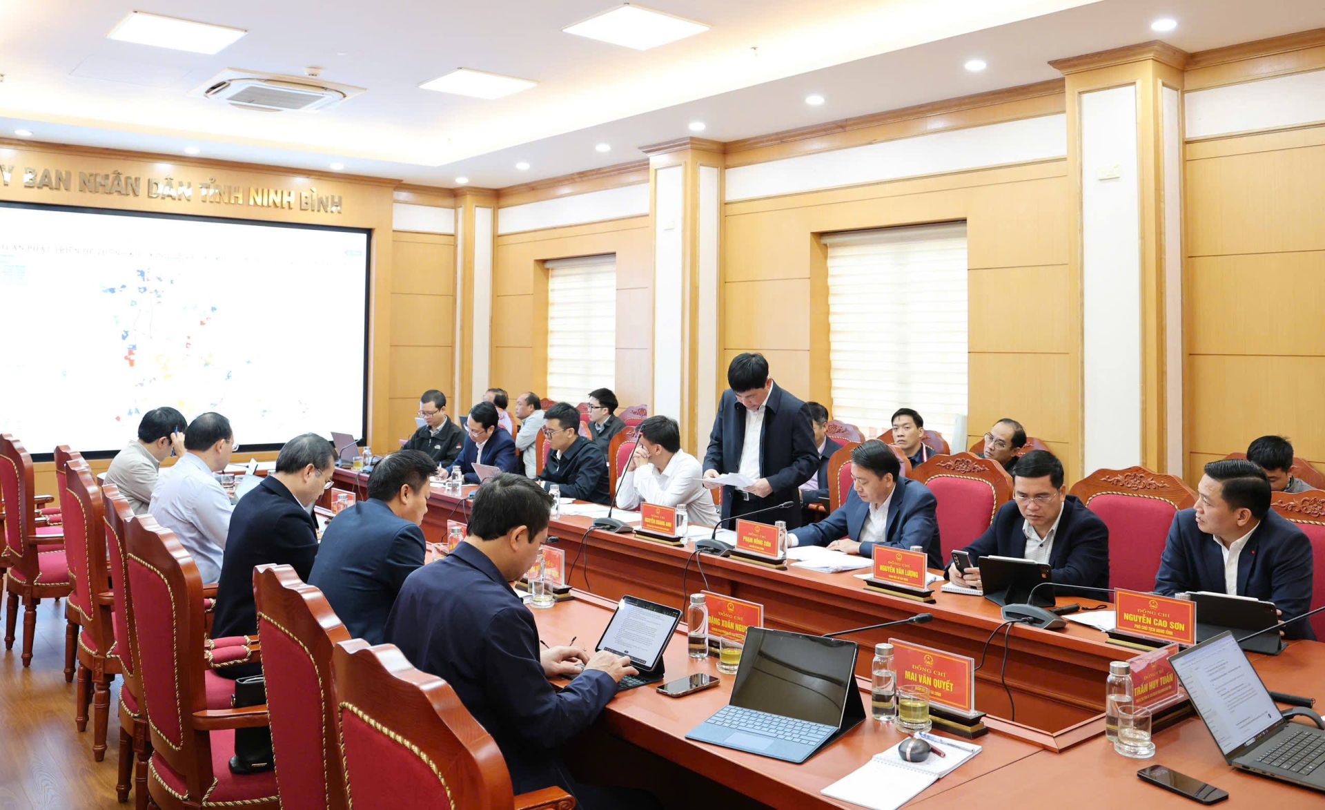 Quang cảnh hội nghị