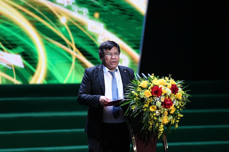 Thứ trưởng Bộ D&acirc;n tộc v&agrave; T&ocirc;n gi&aacute;o Y Th&ocirc;ng ph&aacute;t biểu - Ảnh: VGP