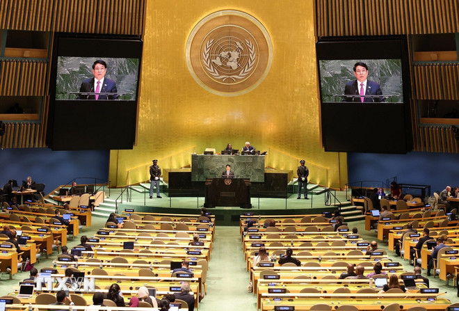 Chủ tịch nước Lương Cường ph&aacute;t biểu tại Phi&ecirc;n thảo luận chung cấp cao Đại hội đồng Li&ecirc;n hợp quốc kh&oacute;a 80. (Ảnh: L&acirc;m Kh&aacute;nh/TTXVN)
