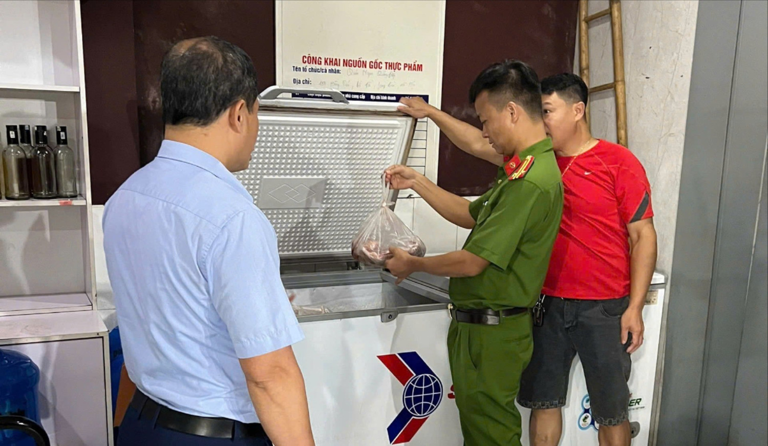 Hà Nội triển khai kiểm tra an toàn thực phẩm phục vụ Tết và mùa Lễ hội Xuân 2026