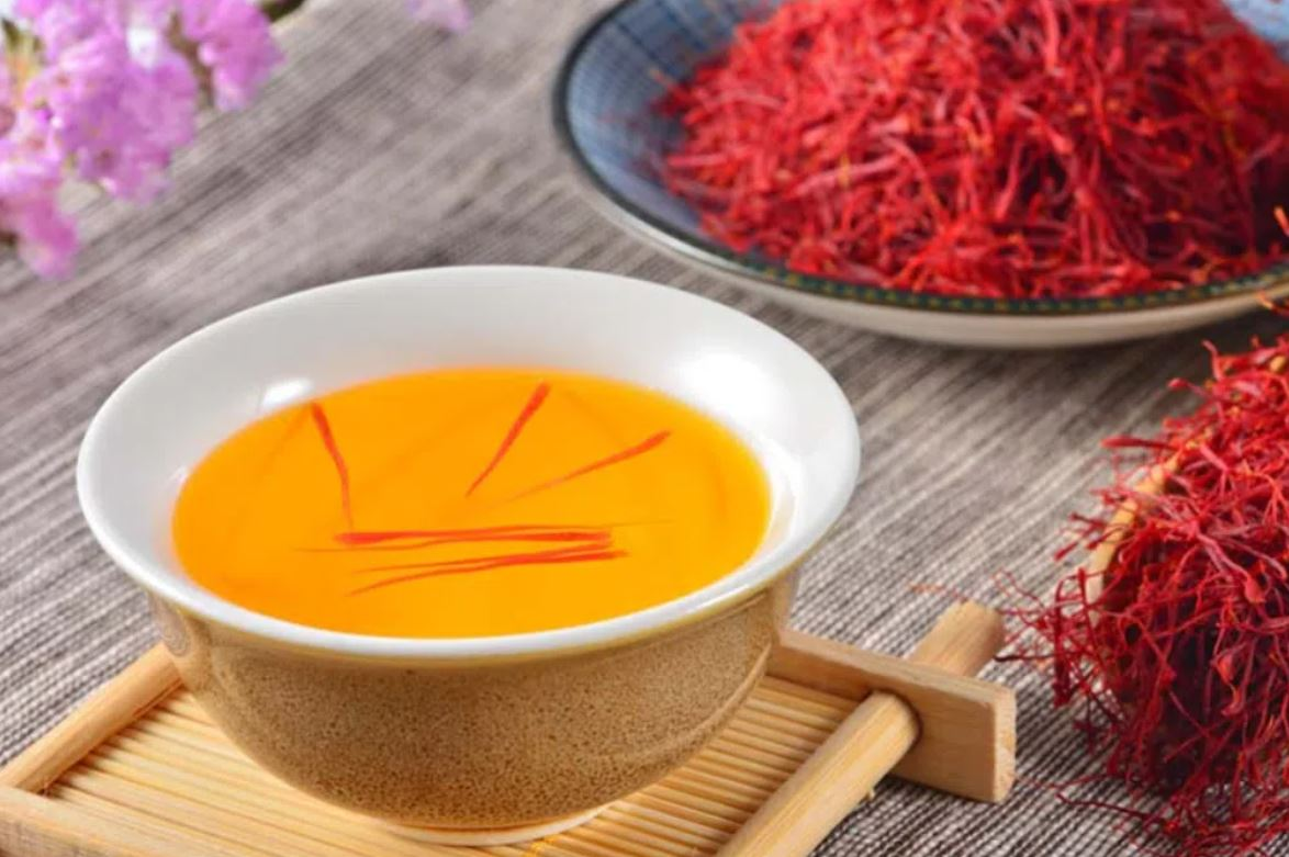 Những đối tượng cần tránh hoặc thận trọng khi sử dụng nhụy hoa nghệ tây