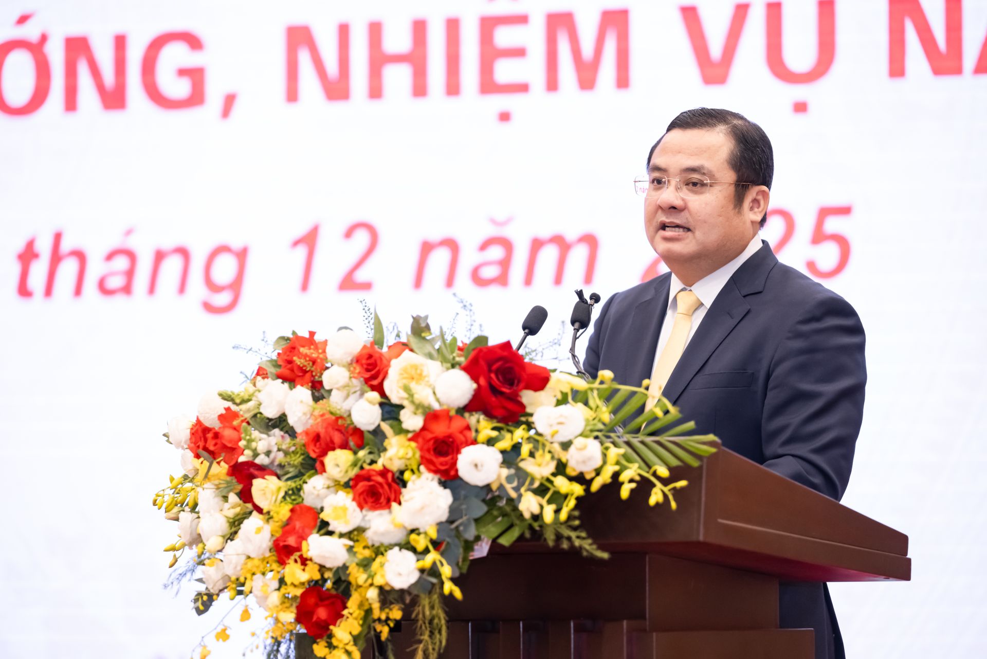 Chủ tịch HĐTV Phùng Quang Hiệp phát biểu tại Hội nghị Chủ tịch HĐTV Phùng Quang Hiệp phát biểu tại Hội nghị