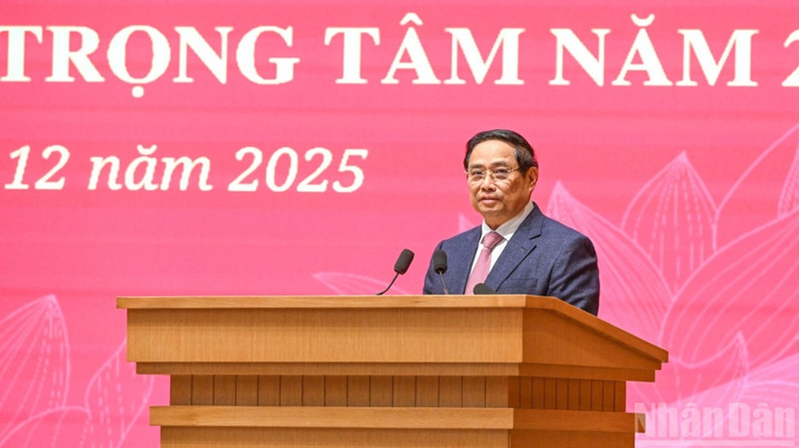 Củng cố vững chắc vành đai an ninh - phát triển của đất nước, giữ thế chủ động chiến lược