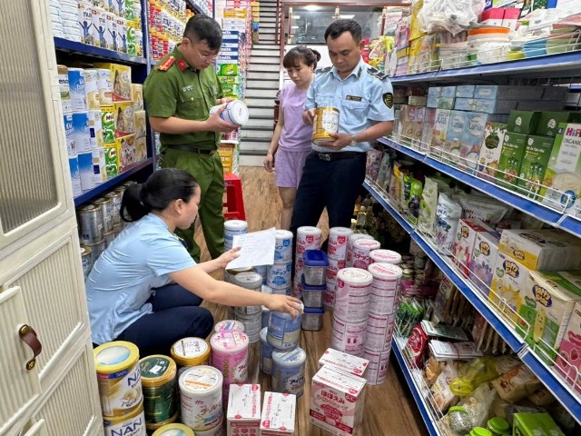 Chi cục QLTT Nghệ An mở cao điểm chống buôn lậu dịp Tết Bính Ngọ 2026