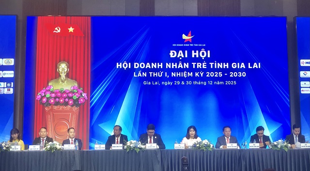 Đo&agrave;n chủ tịch Đại hội. Ảnh: VH