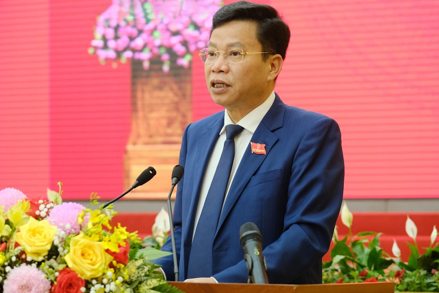 Đồng ch&iacute; Lưu Văn Trung, Ph&oacute; B&iacute; thư Tỉnh ủy, Chủ tịch HĐND tỉnh L&acirc;m Đồng ph&aacute;t biểu khai mạc Kỳ họp