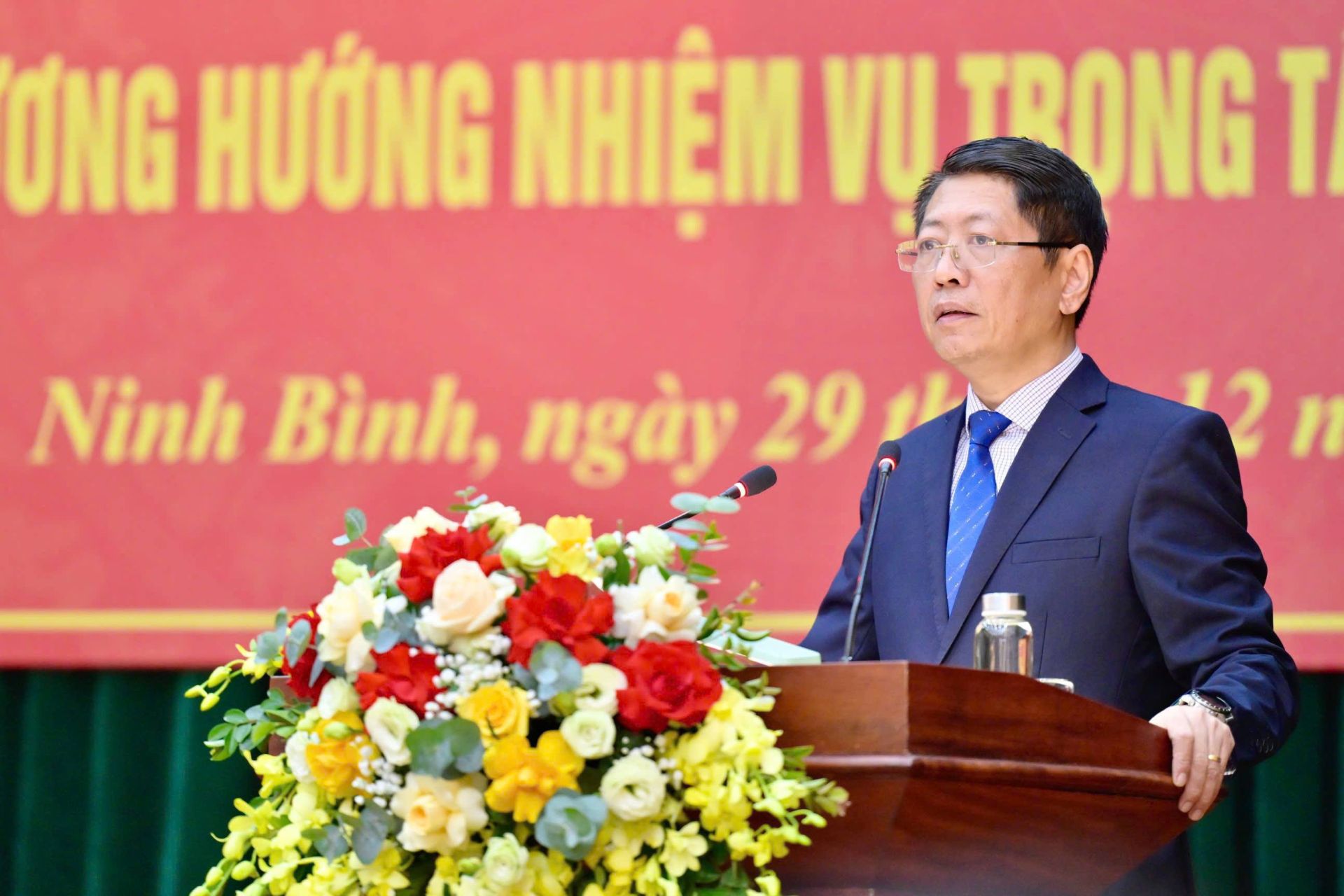 Ph&oacute; Chủ tịch Thường trực UBND tỉnh Ninh B&igrave;nh Trần Song T&ugrave;ng