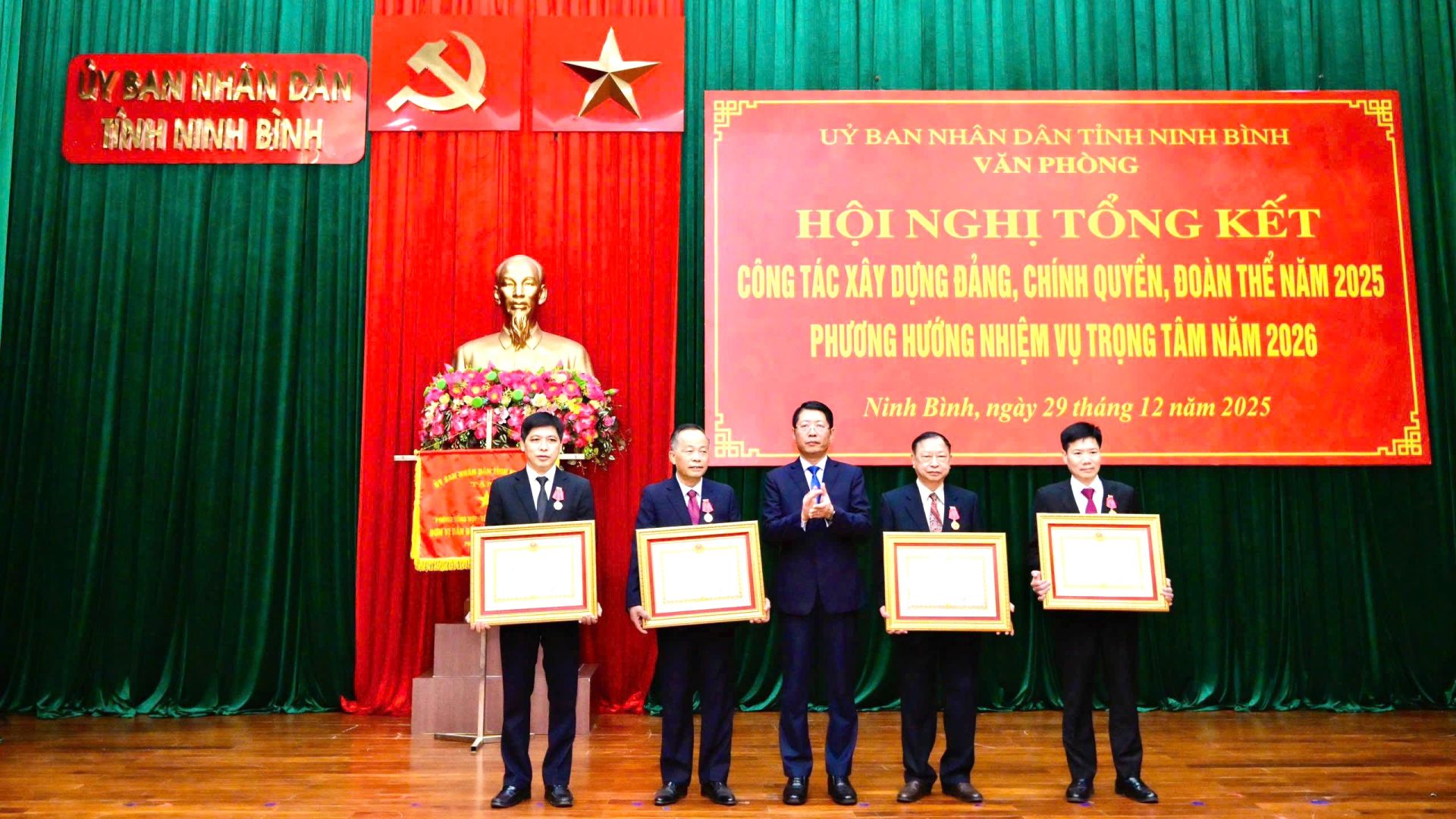 Văn phòng UBND tỉnh Ninh Bình: Dấu ấn nổi bật trong năm bản lề 2025