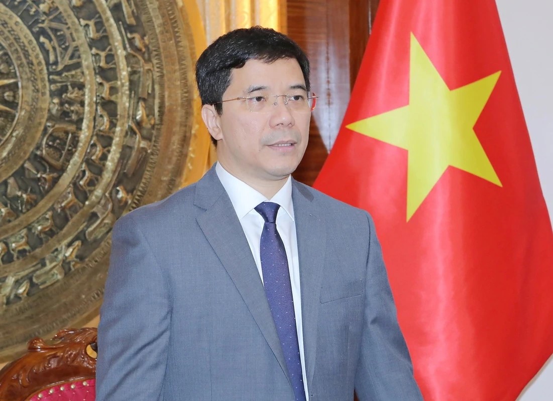 Ph&oacute; B&iacute; thư Thường trực Tỉnh ủy Nguyễn Hồng Phong ph&aacute;t biểu kết luận tại hội nghị.