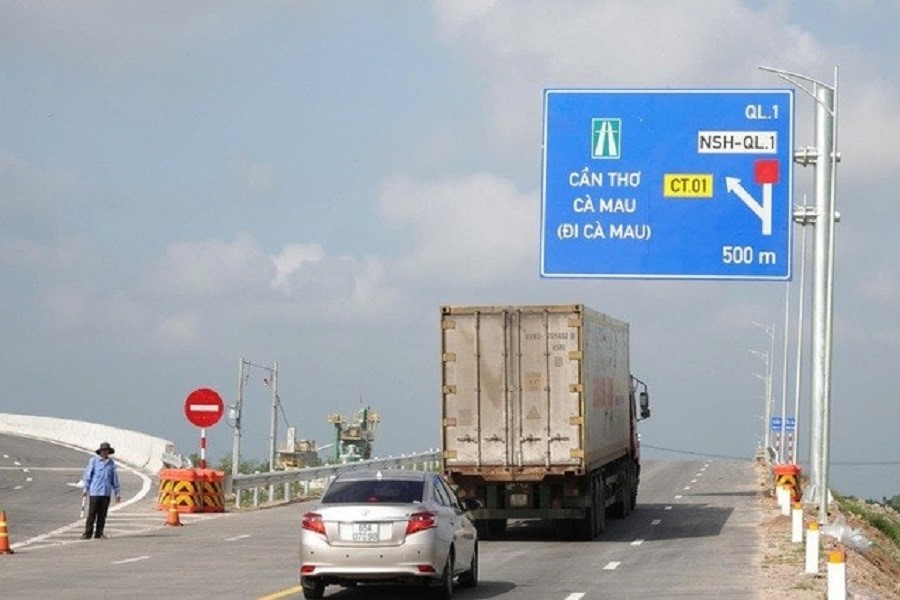 Cao tốc Cần Thơ - Cà Mau lùi thời gian khai thác đoạn Hậu Giang - Cà Mau sang tháng 1/2026