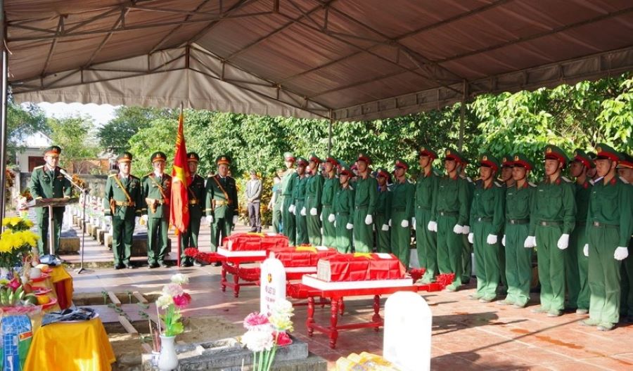 Quảng Trị: Lễ viếng, truy điệu và an táng 4 hài cốt liệt sĩ