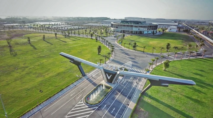 VinFast xuất xưởng chiếc ô tô điện thứ 200.000 trong năm 2025