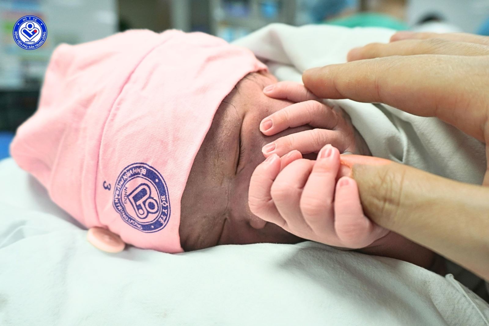 Công dân nhí đầu tiên chào đời năm 2026