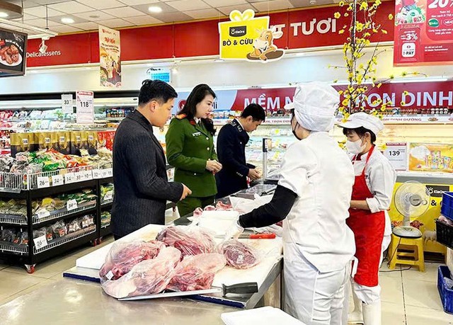 Thị trường 2026: Siết quản lý từ chợ truyền thống đến livestream bán hàng