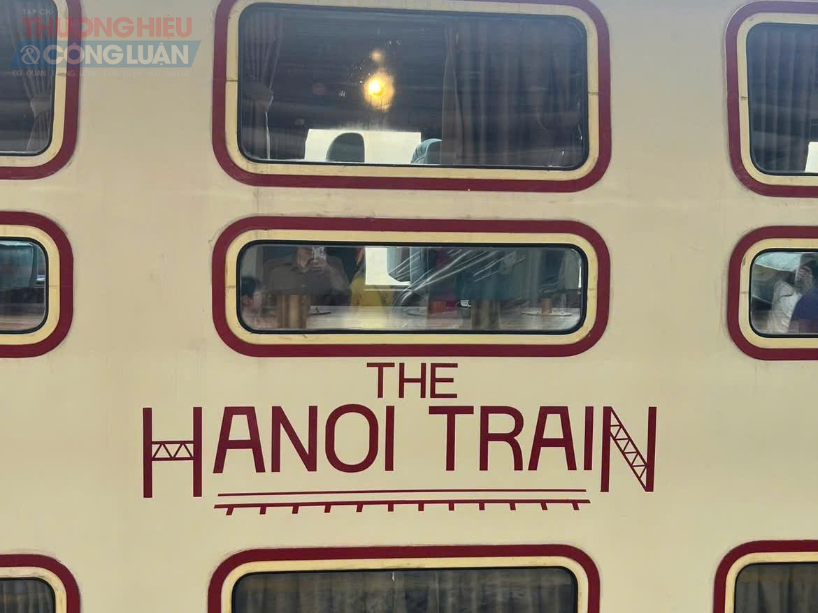 Đo&agrave;n t&agrave;u 