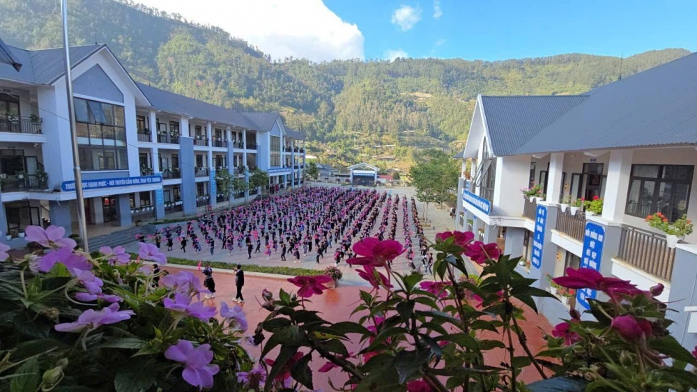 L&agrave;o Cai ph&ecirc; duyệt đề &aacute;n tinh gọn mạng lưới trường lớp, n&acirc;ng cao hiệu quả đầu tư v&agrave; chất lượng gi&aacute;o dục