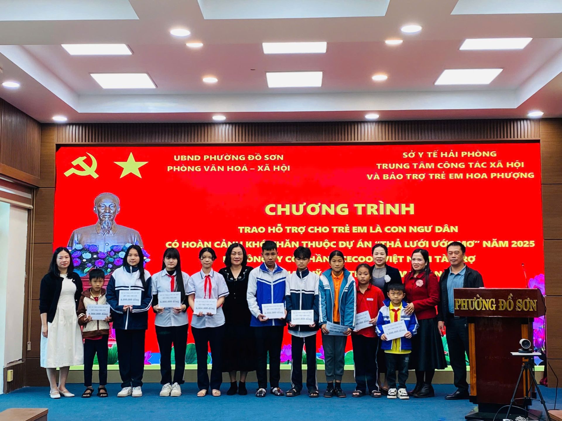 Chương trình trao hỗ trợ cho trẻ em thực hiện Dự án “Thả lưới ước mơ” năm 2025