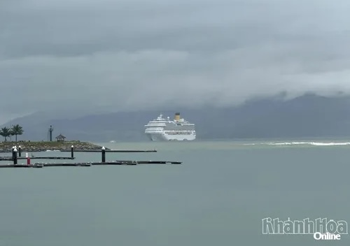 Chuyến t&agrave;u du lịch đầu ti&ecirc;n đến Kh&aacute;nh Ho&agrave; năm 2026