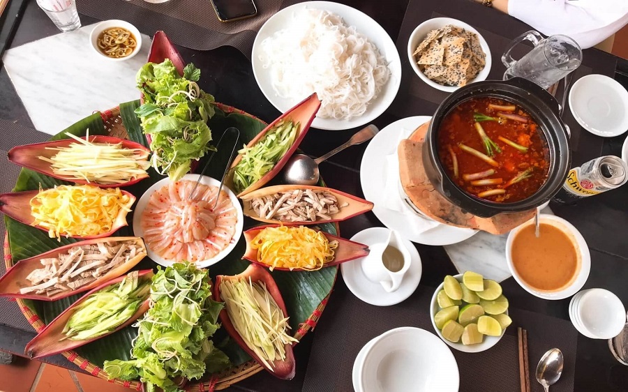 Lẩu thả Phan Thiết - Tinh hoa ẩm thực biển Bình Thuận vươn tầm kỷ lục châu Á