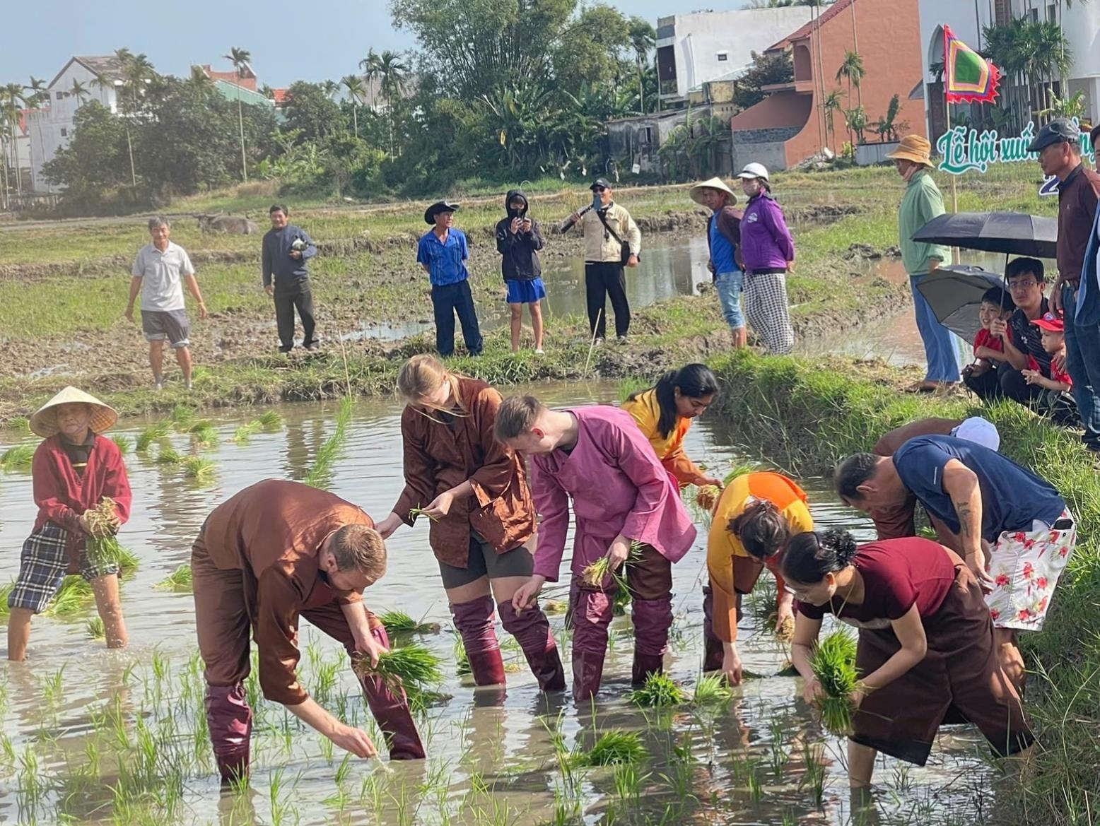 Đà Nẵng: Độc đáo Lễ hội xuống đồng Hội An Đông 2026 thu hút đông đảo khách du lịch