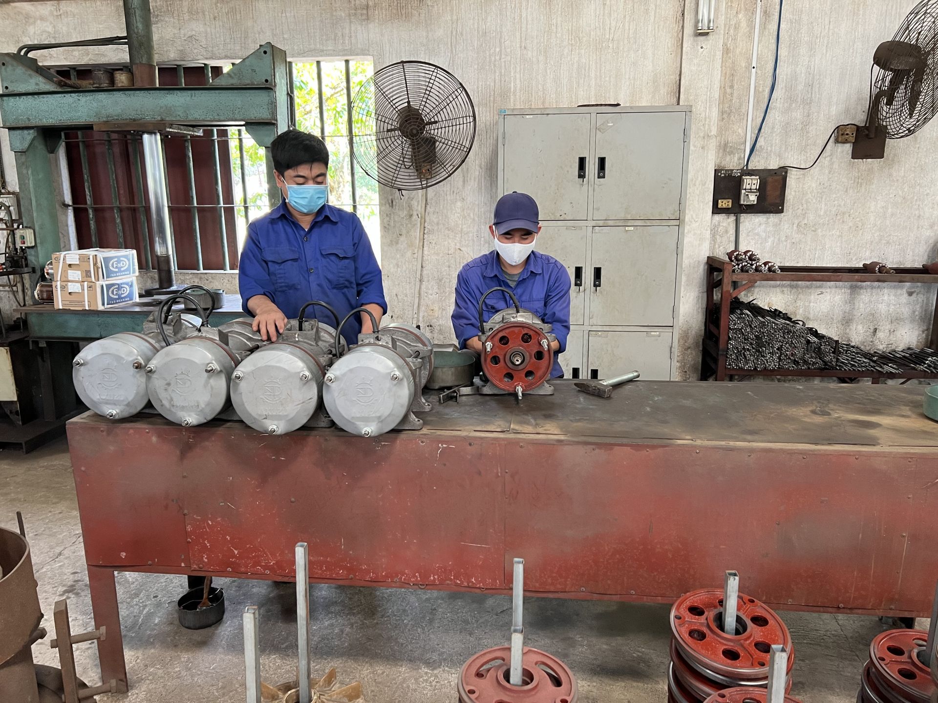 Nghề cơ kh&iacute; truyền thống tạo việc l&agrave;m, thu nhập ổn định cho nhiều lao động ở x&atilde; Xu&acirc;n Trường