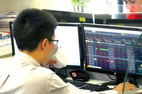 VN-Index có thể chạm mốc 2.500 điểm