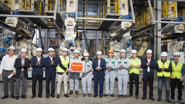 Lãnh đạo tỉnh Quảng Trị thăm, động viên doanh nghiệp ra quân sản xuất đầu năm